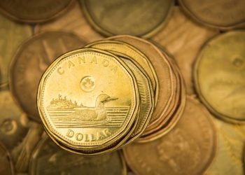 Macquarie sees stable USD/CAD trend, eyes 1.35 mid-year target